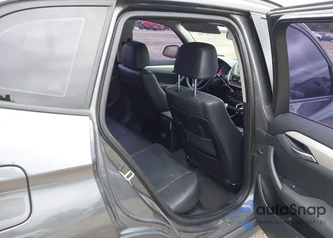 2015 BMW X1 xDrive28I из США, поврежденный, VIN WBAVL1C57FVY34379